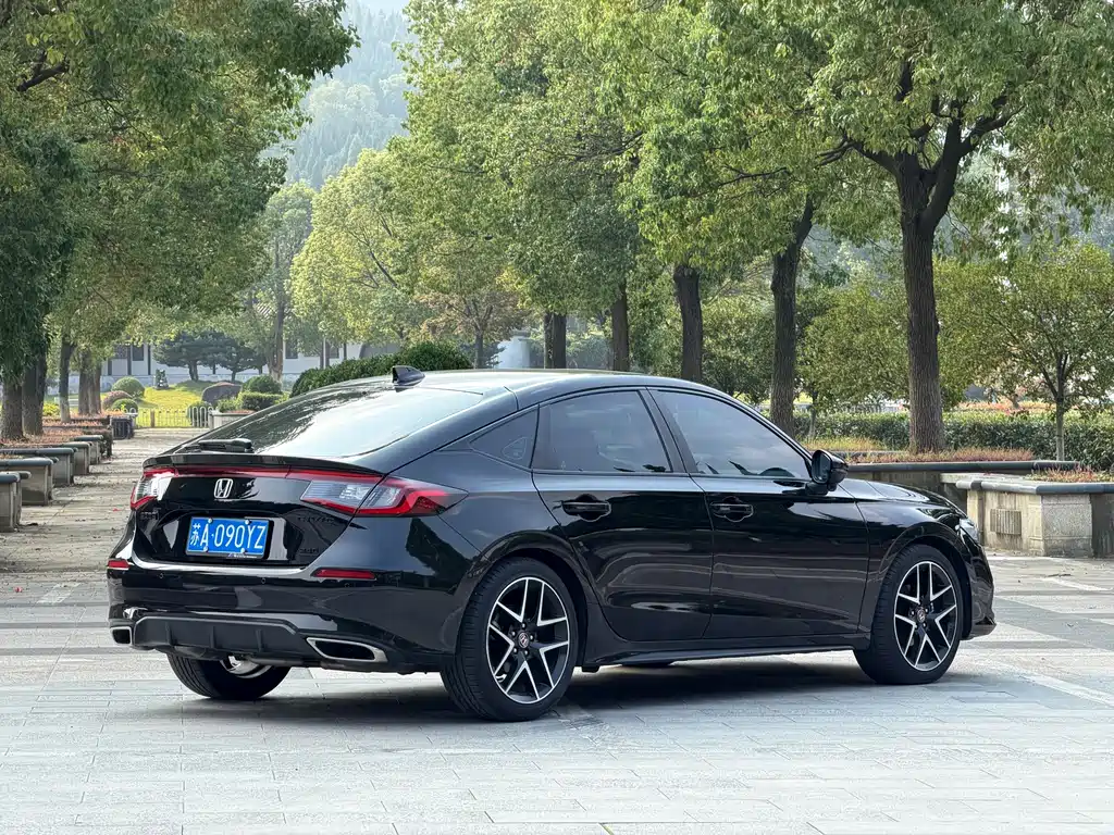 Honda Civic — фото 5