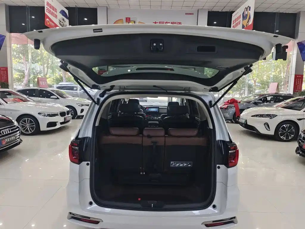 Honda Odyssey — фото 14