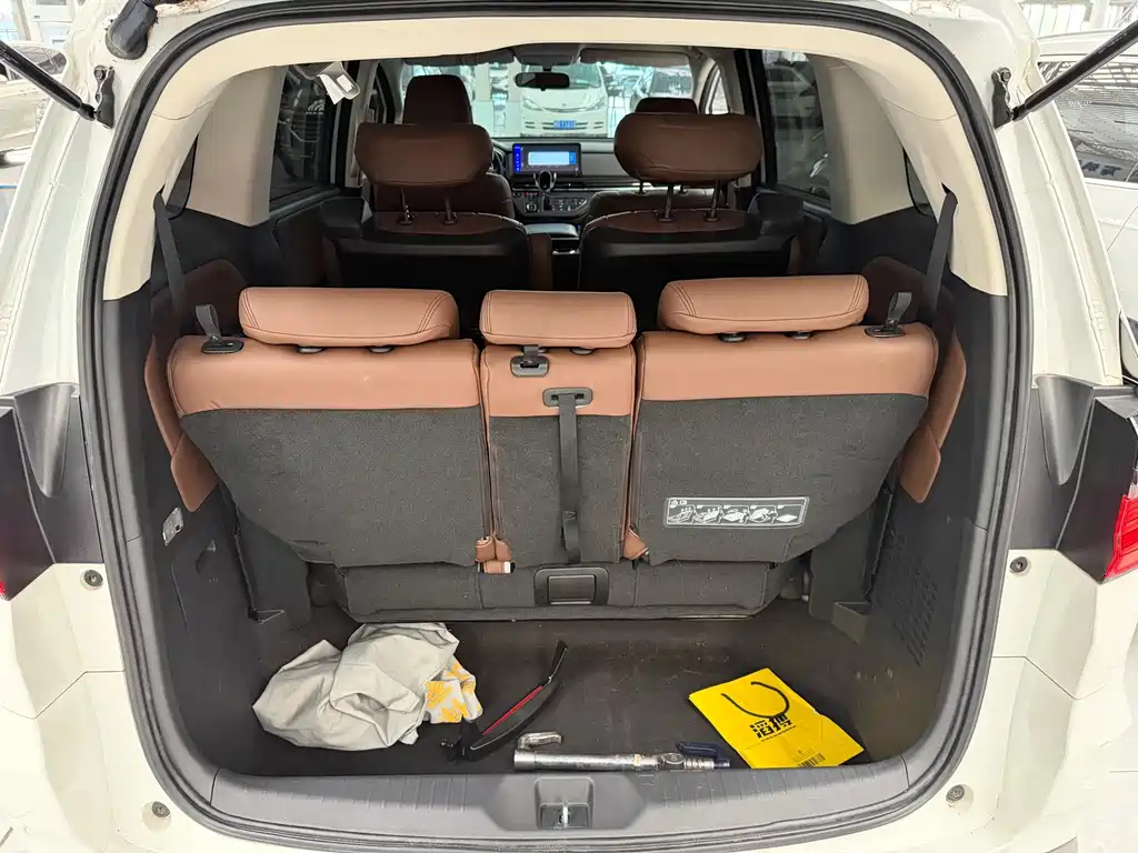 Honda Odyssey — фото 11