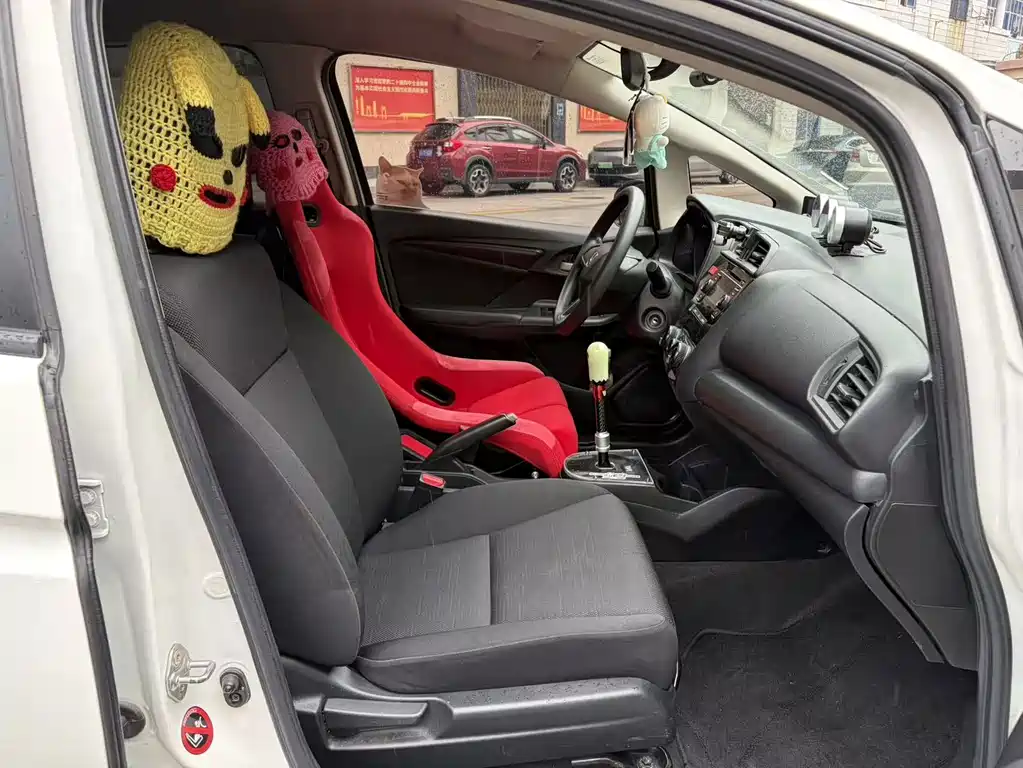 Honda Fit — фото 9