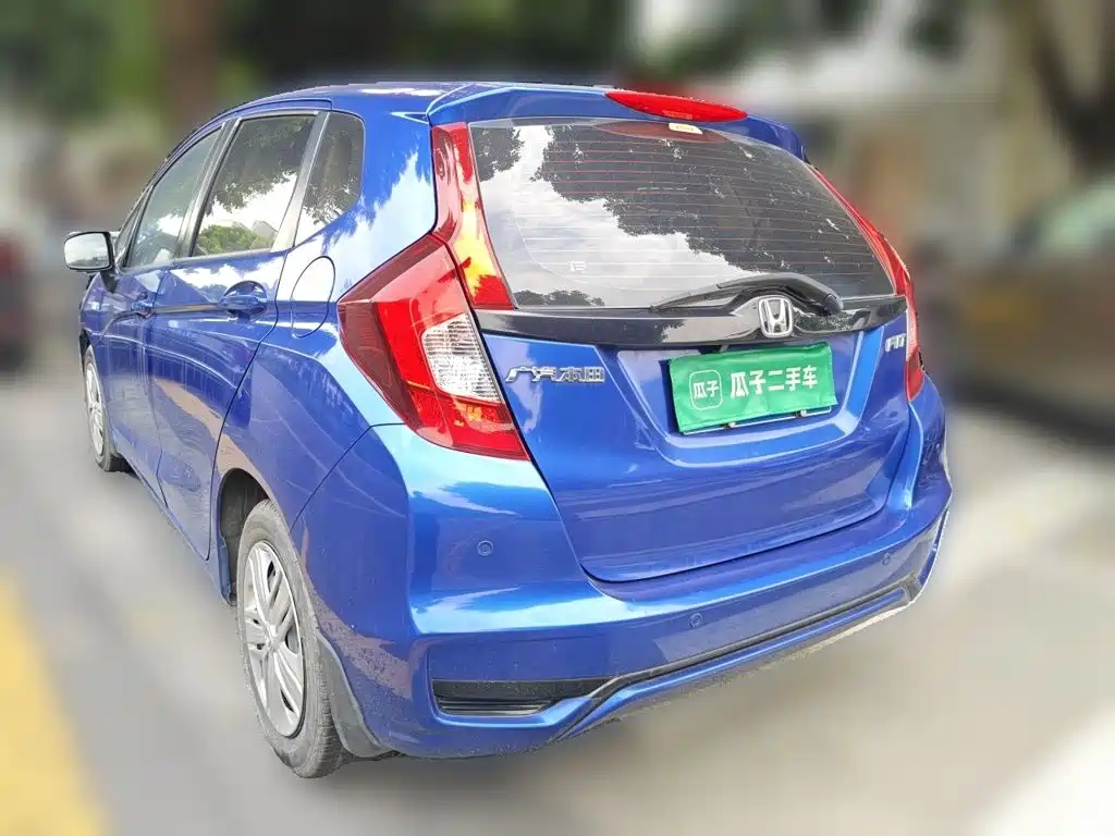 Honda Fit — фото 4