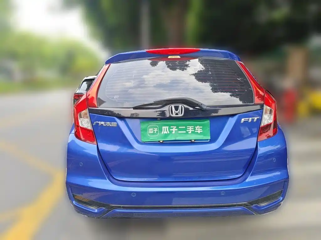 Honda Fit — фото 5