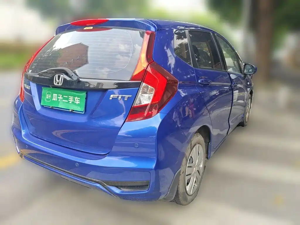 Honda Fit — фото 6