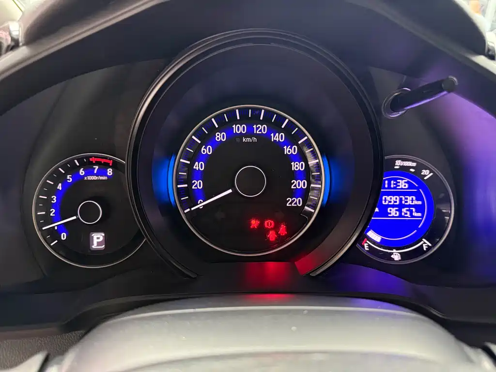 Honda Fit — фото 8