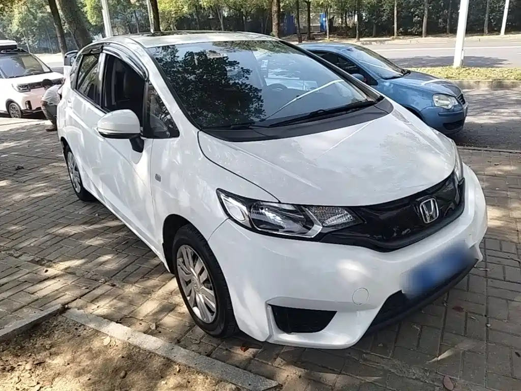 Honda Fit — фото 3