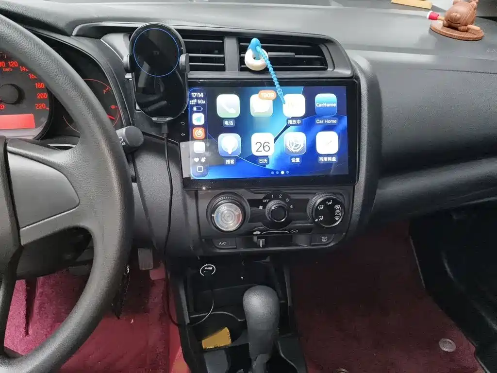 Honda Fit — фото 5