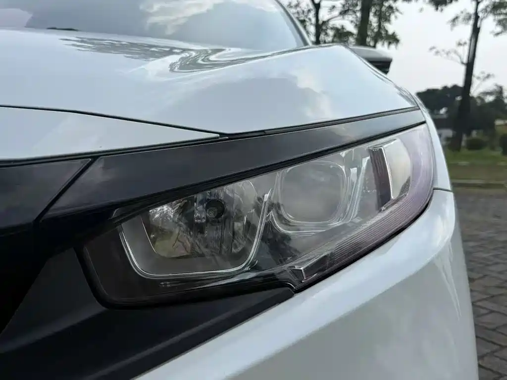 Honda Civic — фото 4