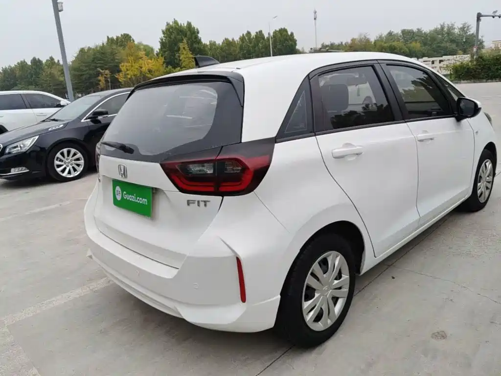 Honda Fit — фото 6