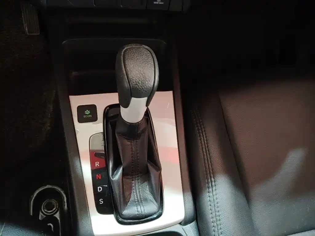 Honda Fit — фото 13