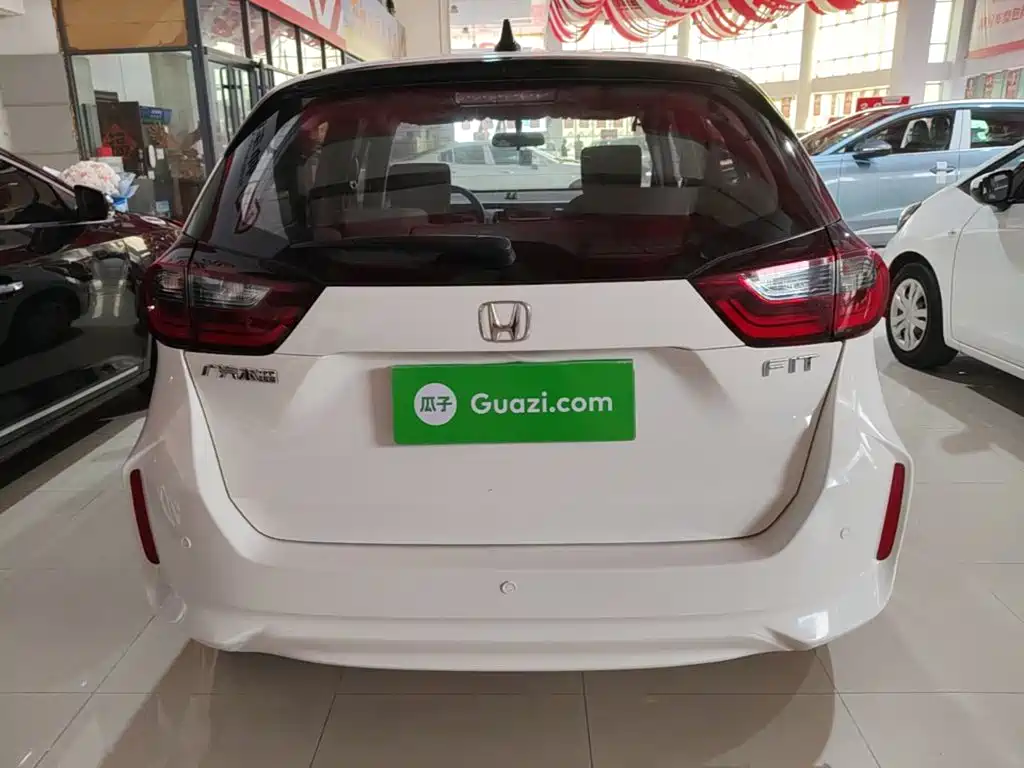 Honda Fit — фото 5