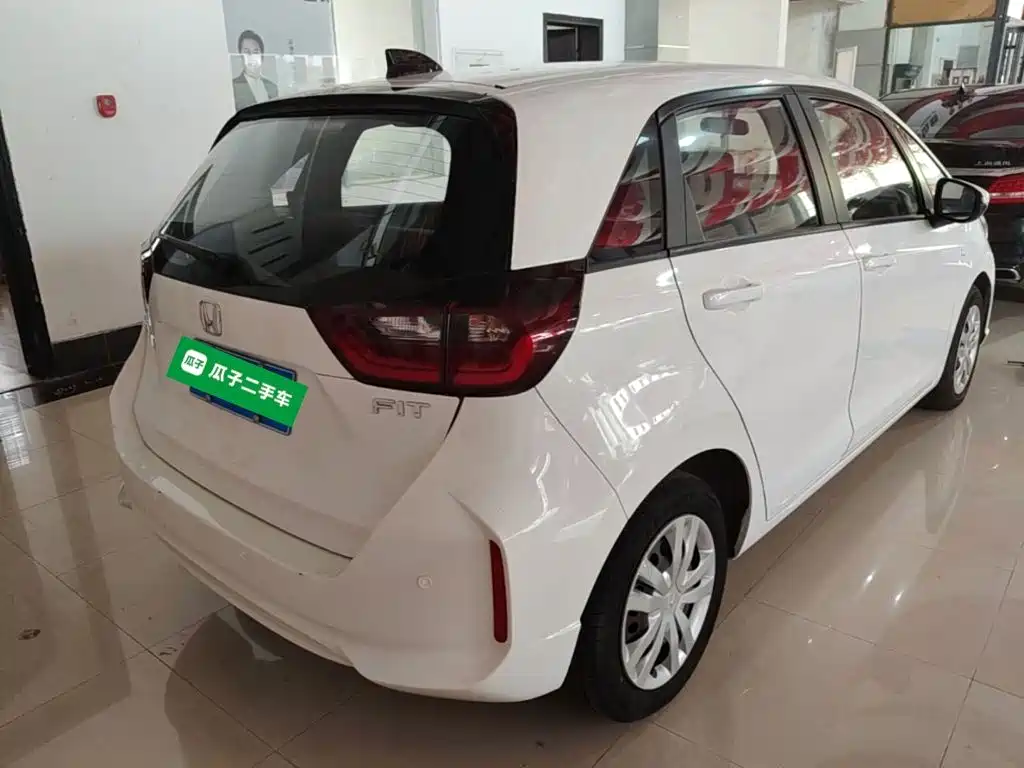 Honda Fit — фото 6