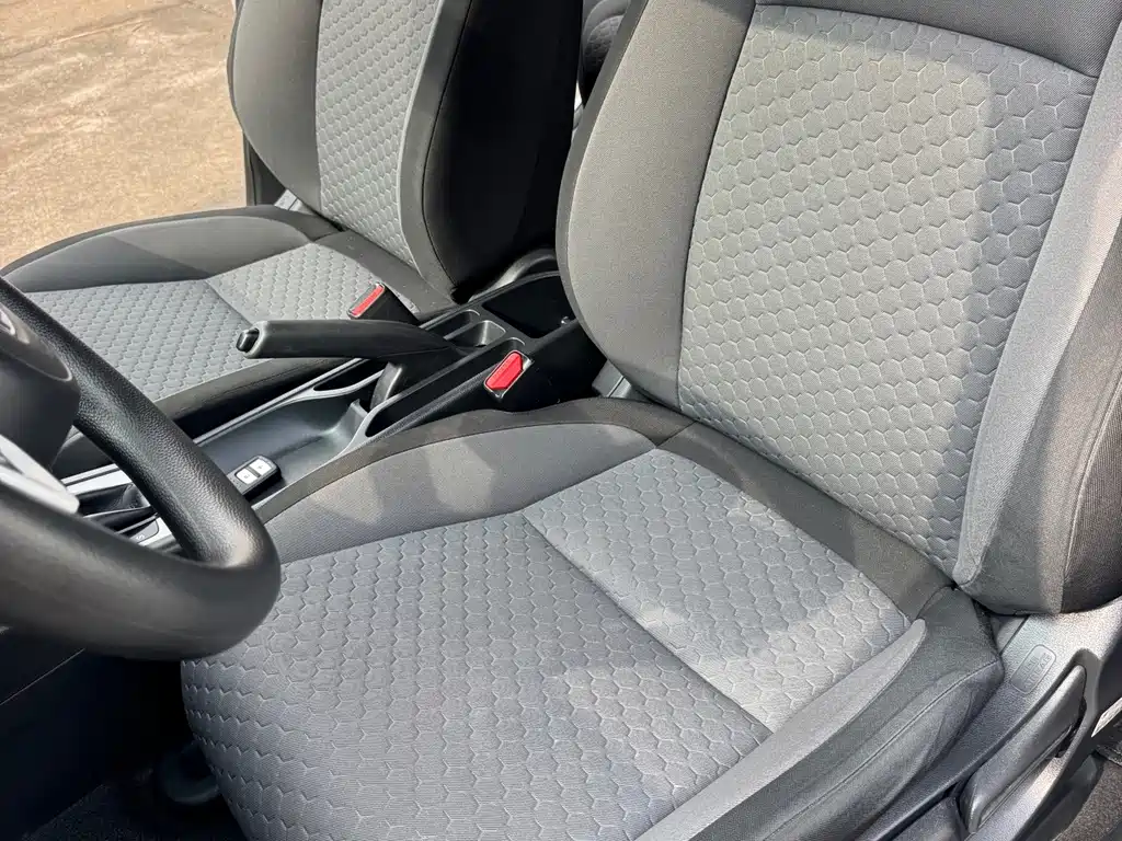 Honda Fit — фото 13