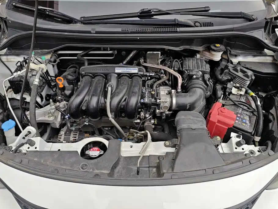 Honda Fit — фото 10