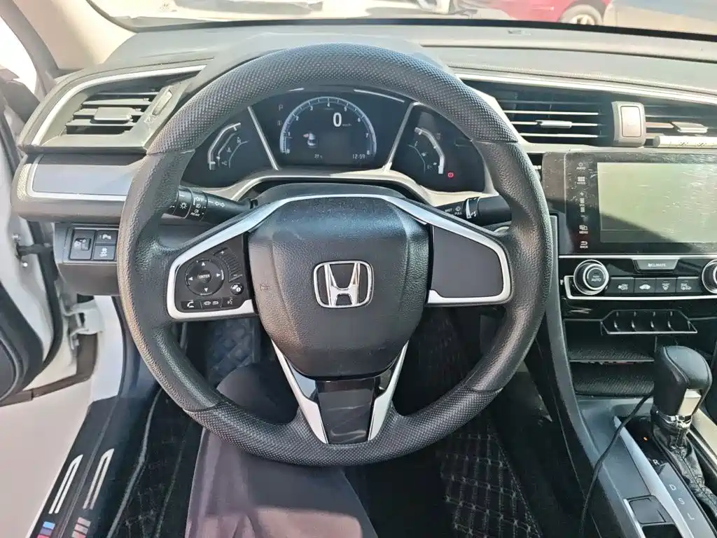 Honda Civic — фото 2