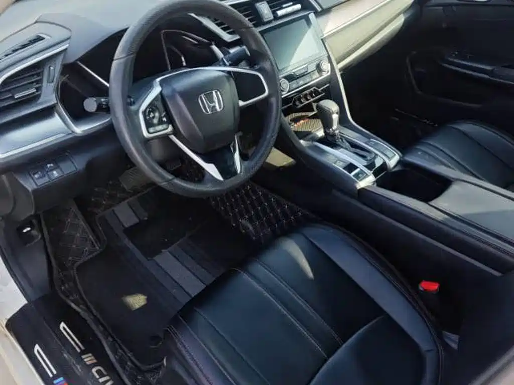 Honda Civic — фото 13