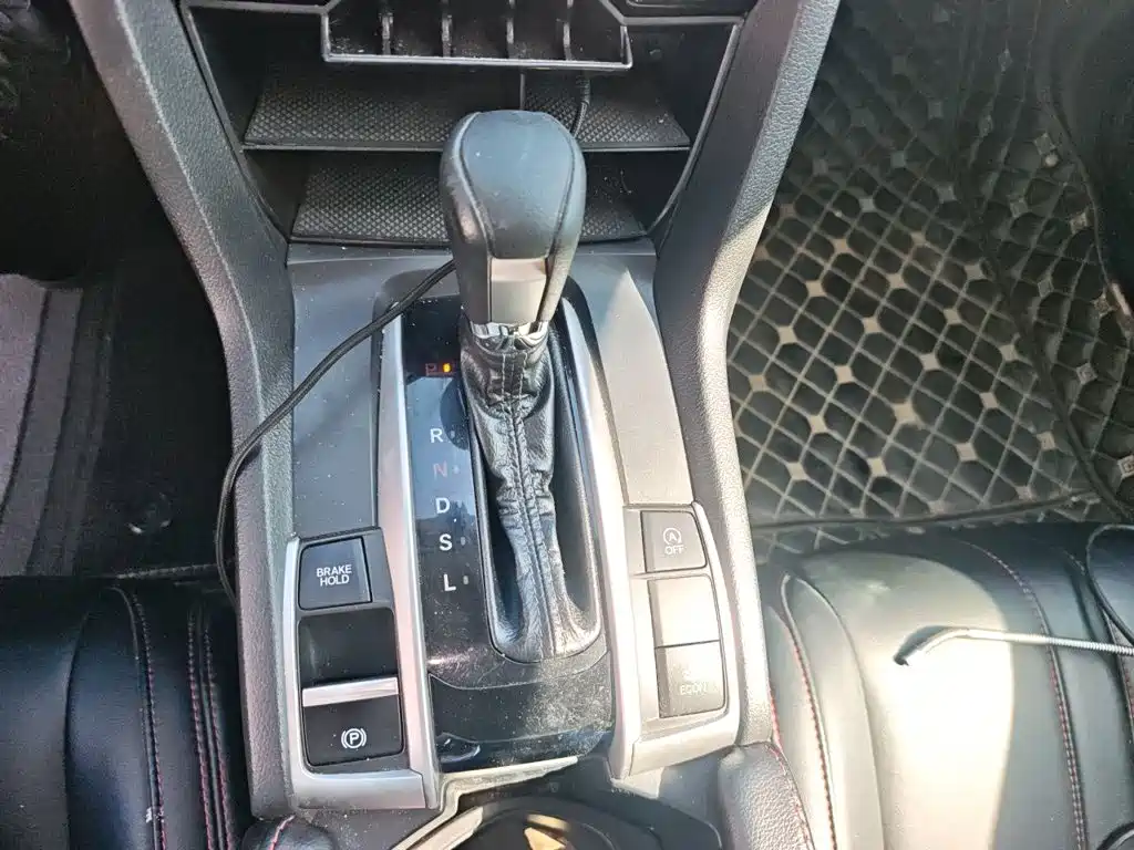 Honda Civic — фото 6