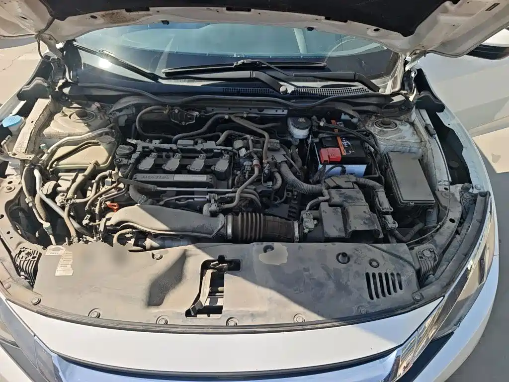 Honda Civic — фото 10