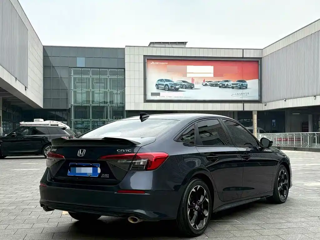 Honda Civic — фото 8