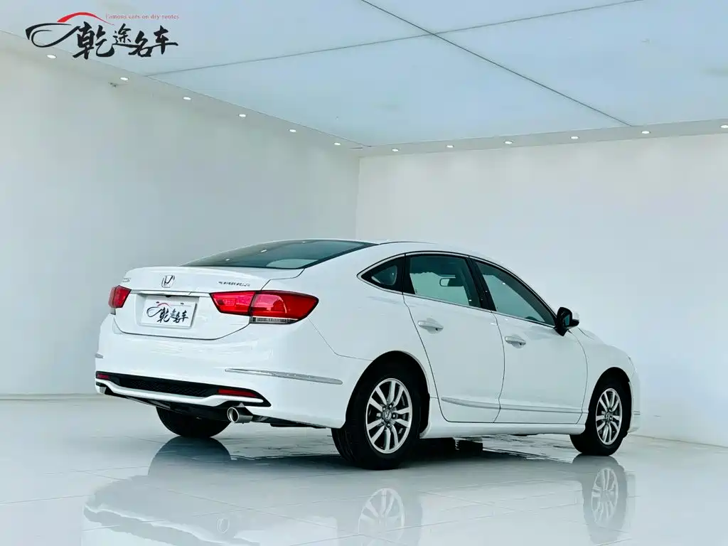 Honda Spirior — фото 7