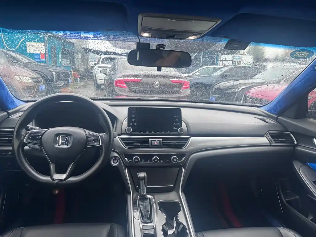 Honda Accord — фото 6