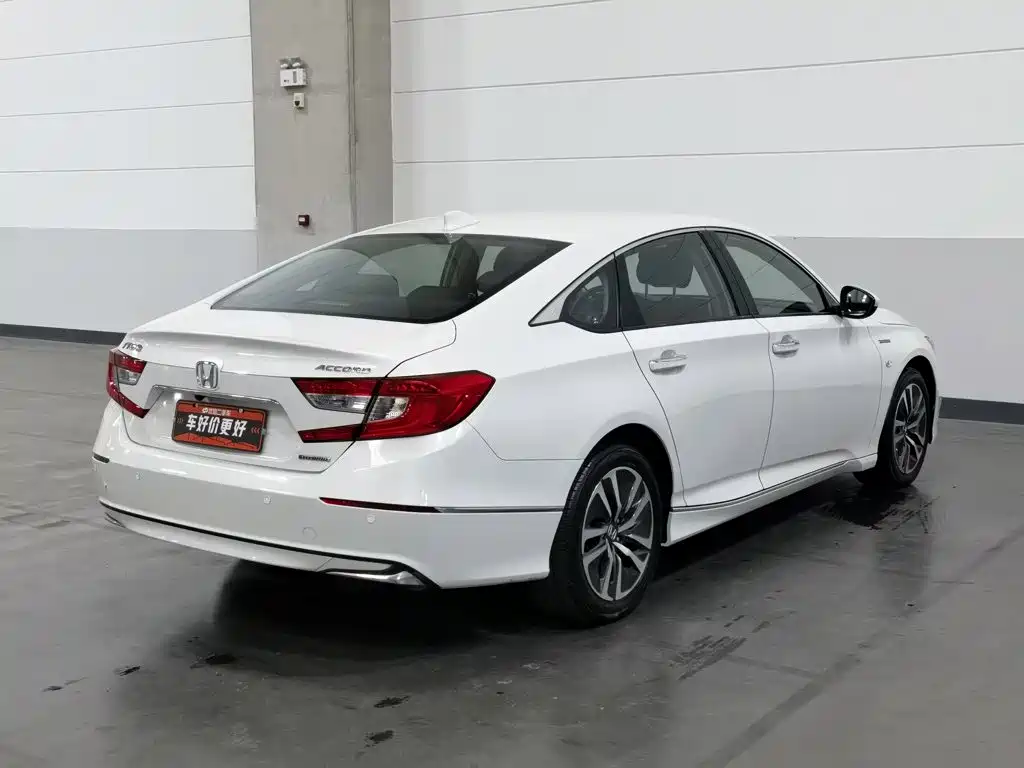 Honda Accord — фото 2