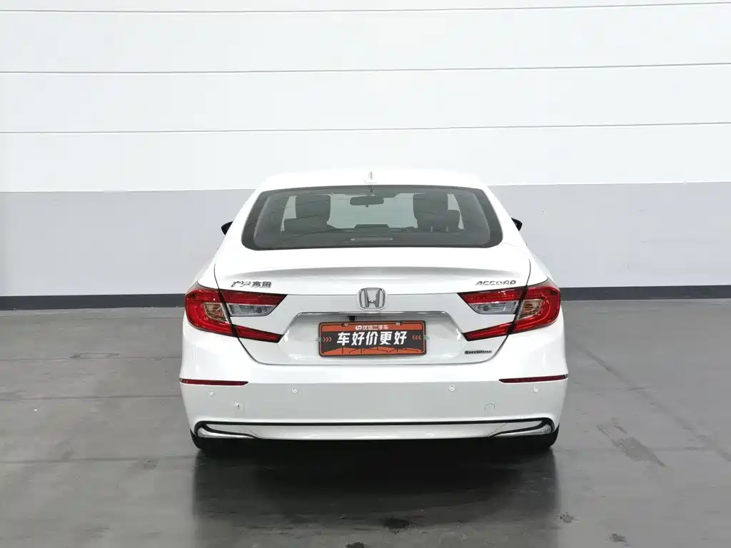Honda Accord — фото 4
