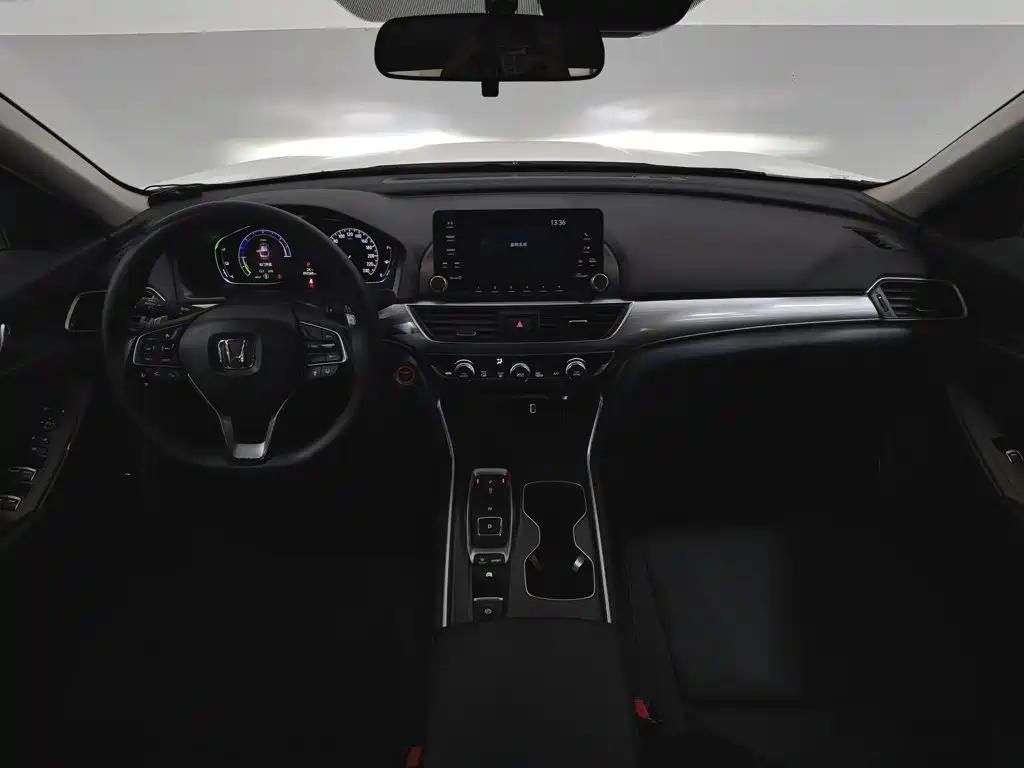 Honda Accord — фото 5
