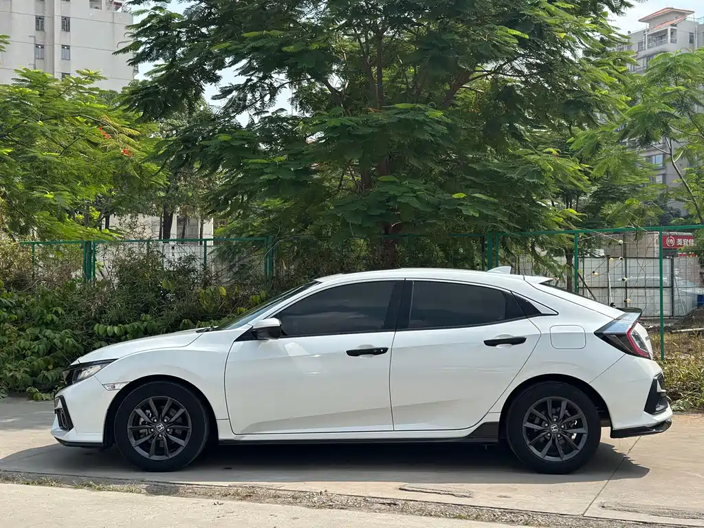 Honda Civic — фото 3