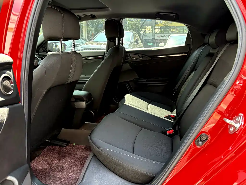 Honda Civic — фото 6