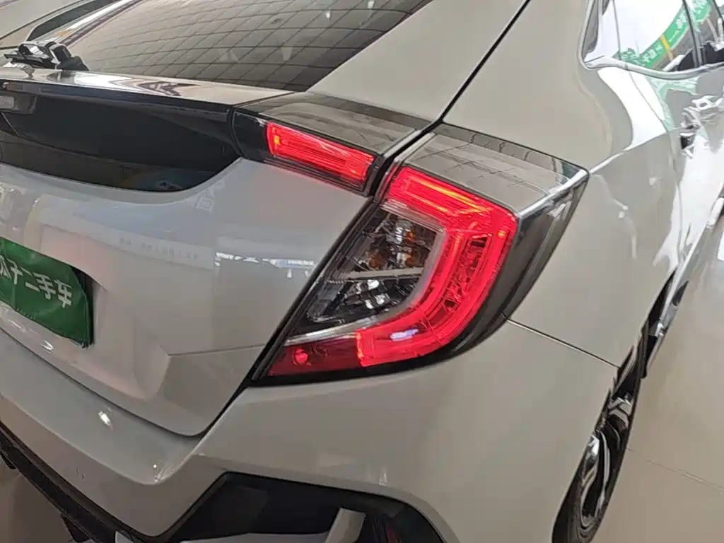 Honda Civic — фото 8