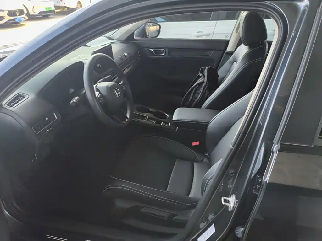 Honda Civic — фото 13