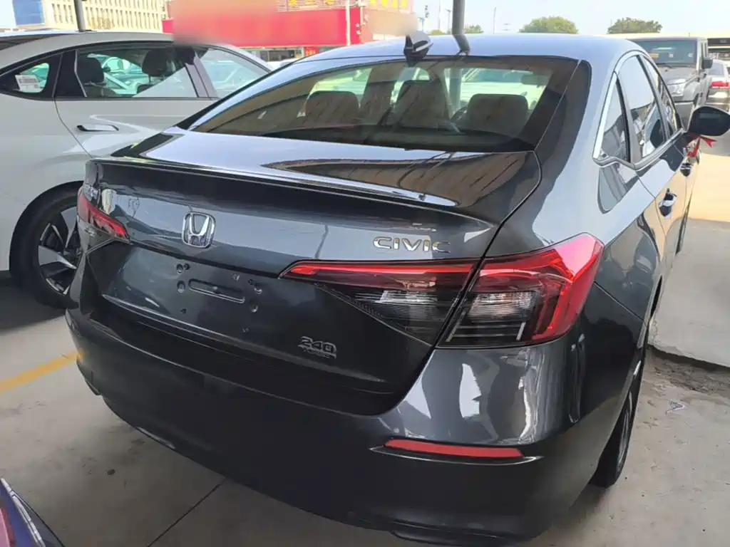 Honda Civic — фото 5