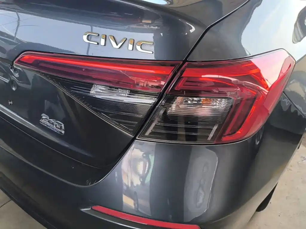 Honda Civic — фото 6