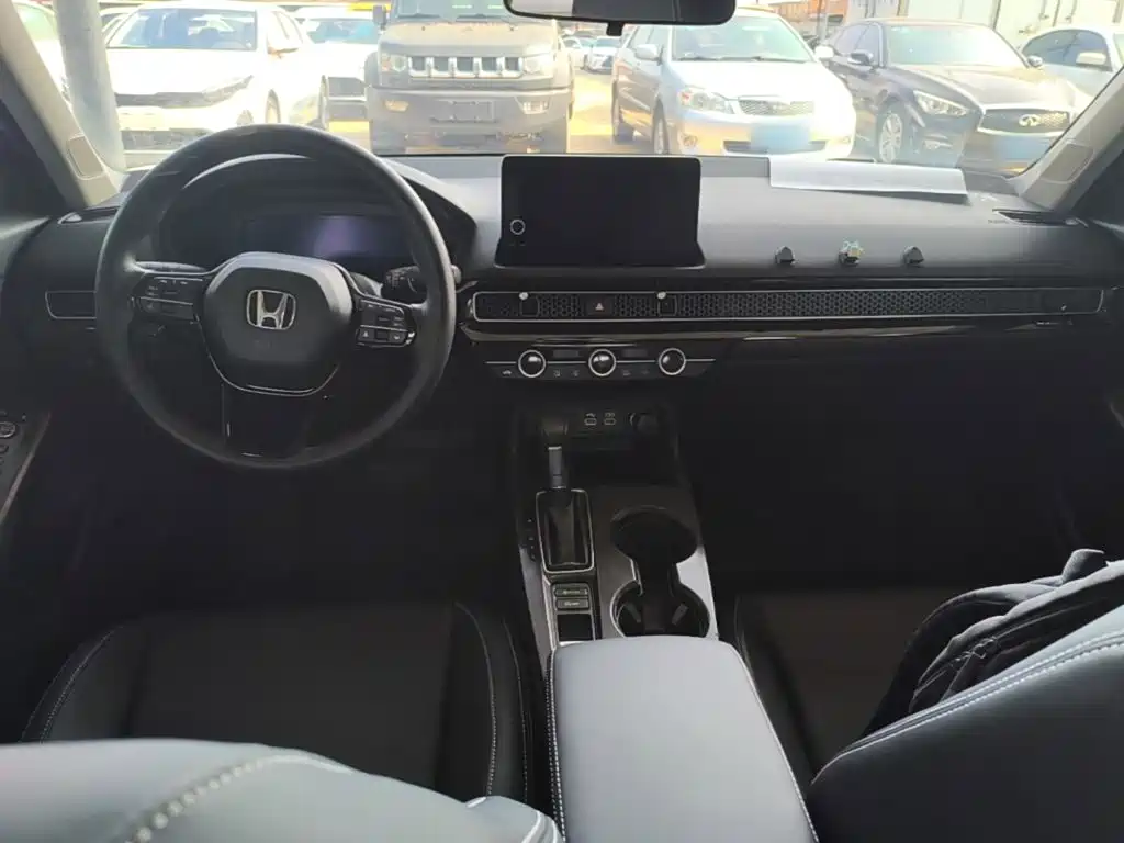 Honda Civic — фото 8