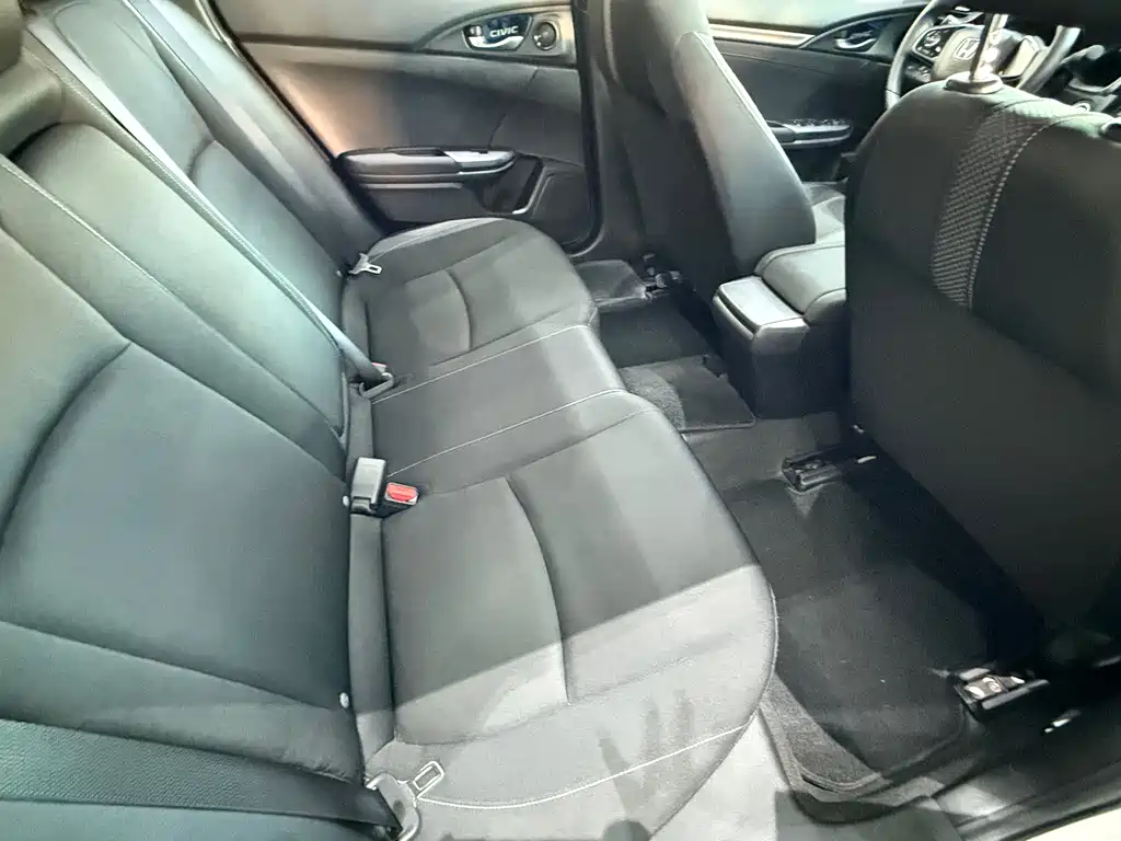 Honda Civic — фото 9