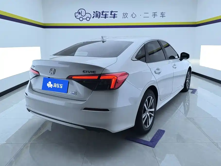 Honda Civic — фото 3