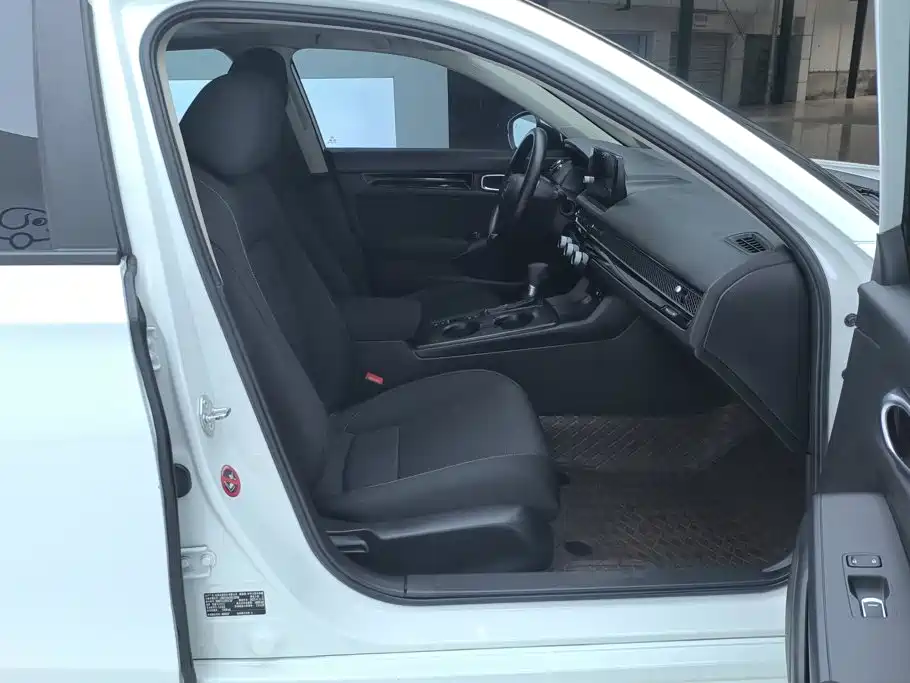 Honda Civic — фото 8