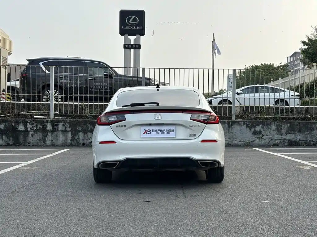 Honda Civic — фото 6