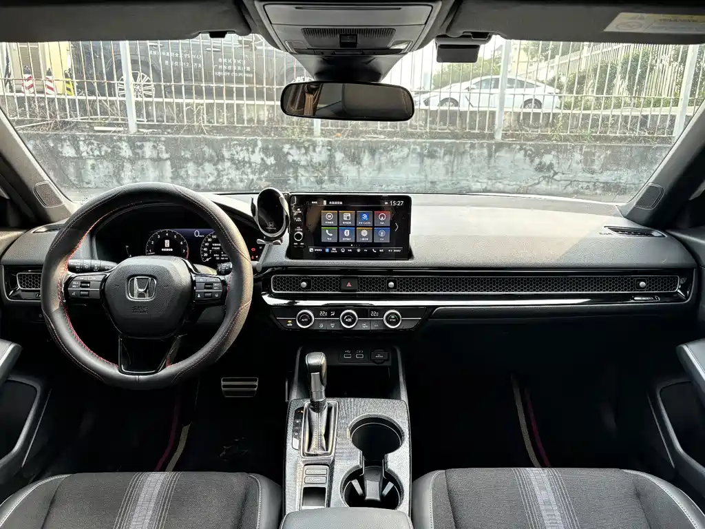 Honda Civic — фото 7