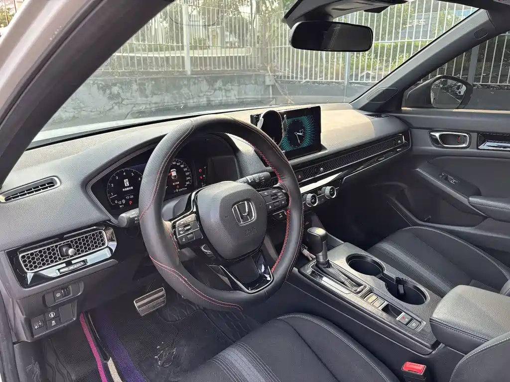 Honda Civic — фото 8