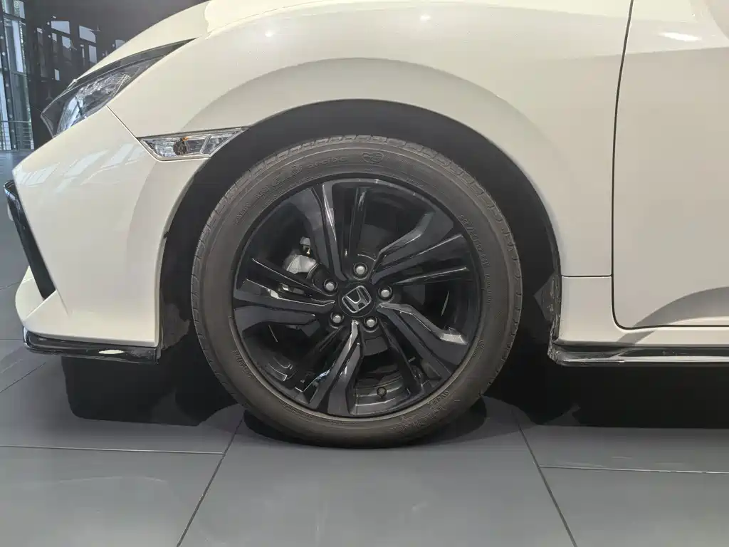 Honda Civic — фото 3