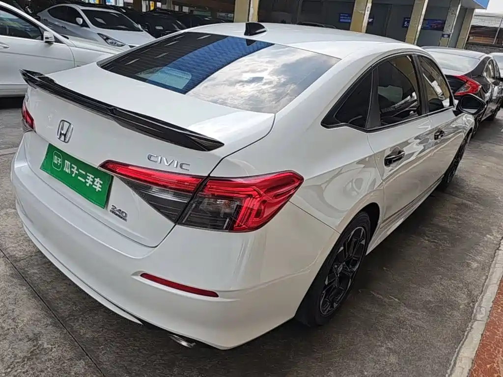 Honda Civic — фото 6