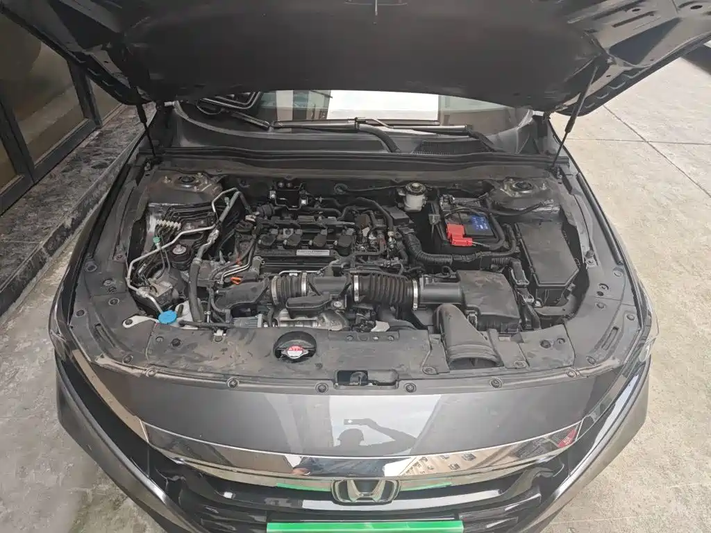Honda Accord — фото 21
