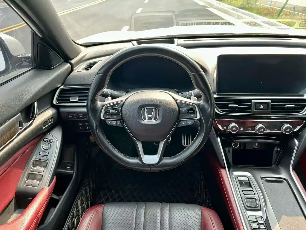 Honda Inspire — фото 6