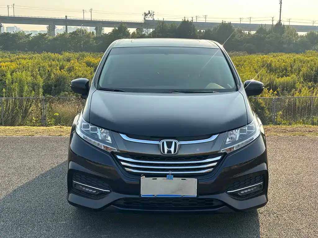 Honda Odyssey — фото 2