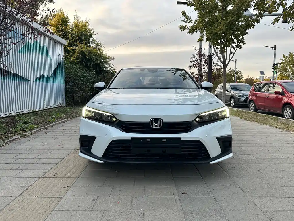 Honda Civic — фото 3