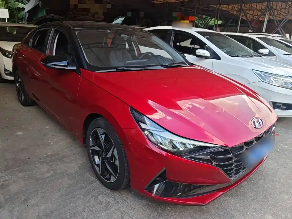 Hyundai Elantra — фото 3
