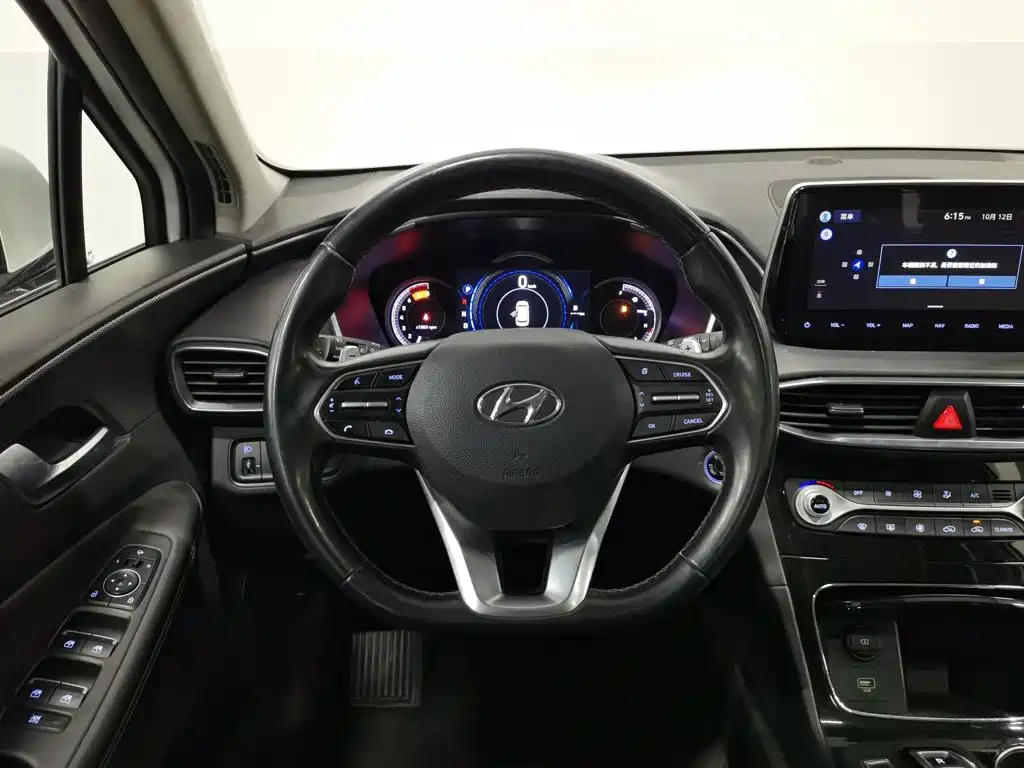 Hyundai Santa Fe — фото 11