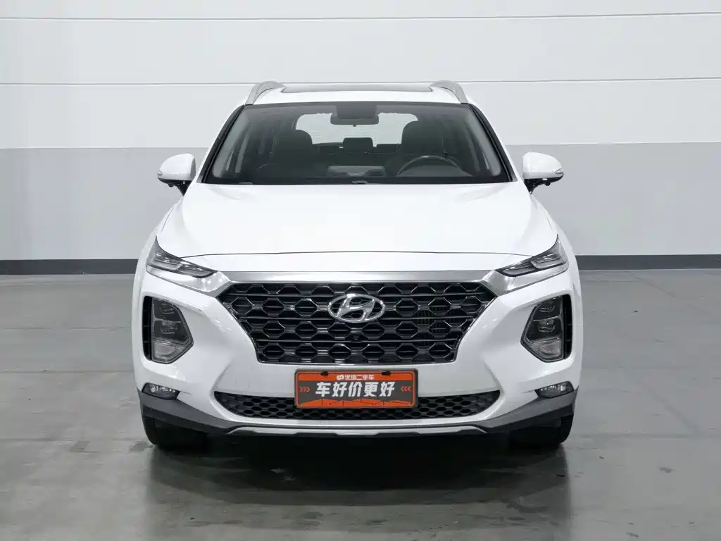 Hyundai Santa Fe — фото 3