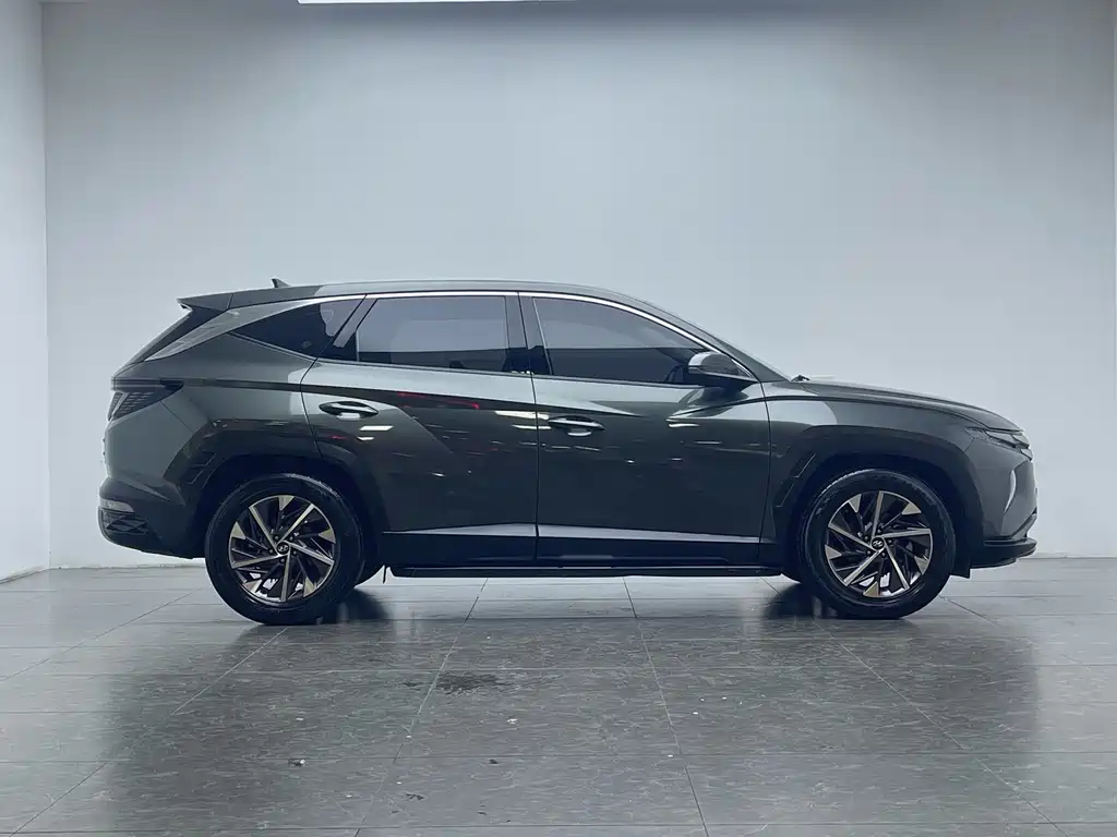Hyundai Tucson — фото 9